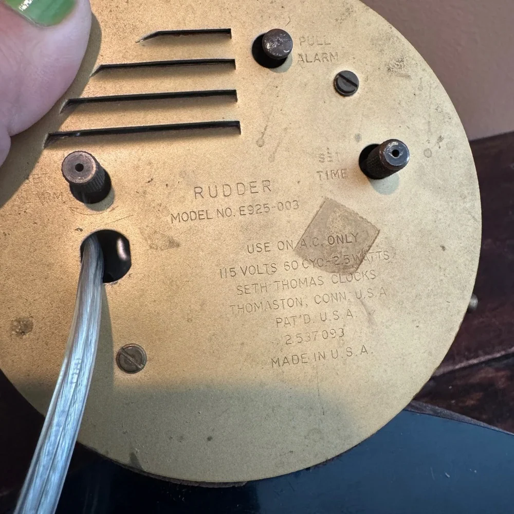 Vintage Seth Thomas Rudder Clock Mid Century Modern Nautical Decor E925-003‎